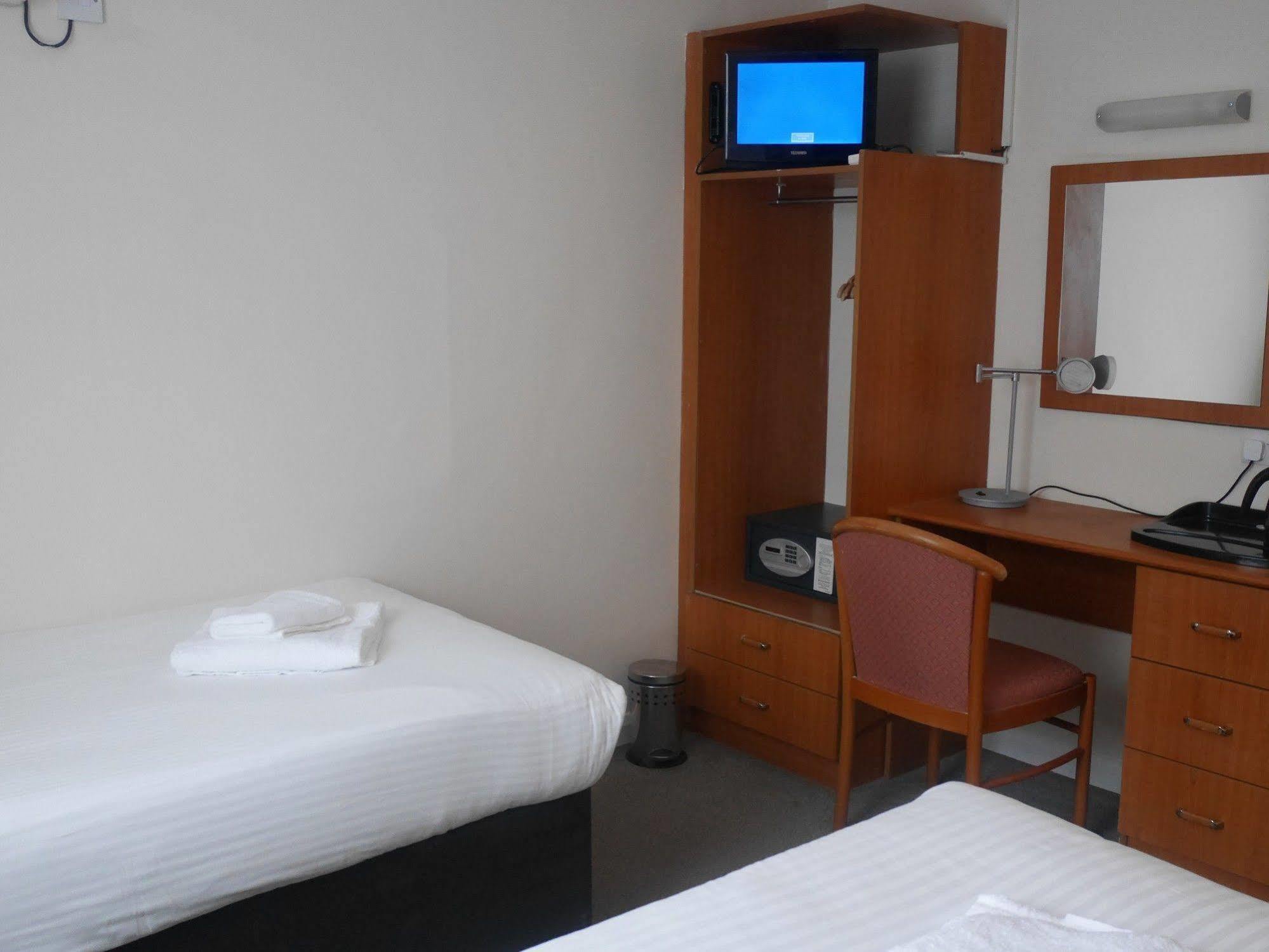 Sk Heathrow Hotel Hayes  Eksteriør bilde