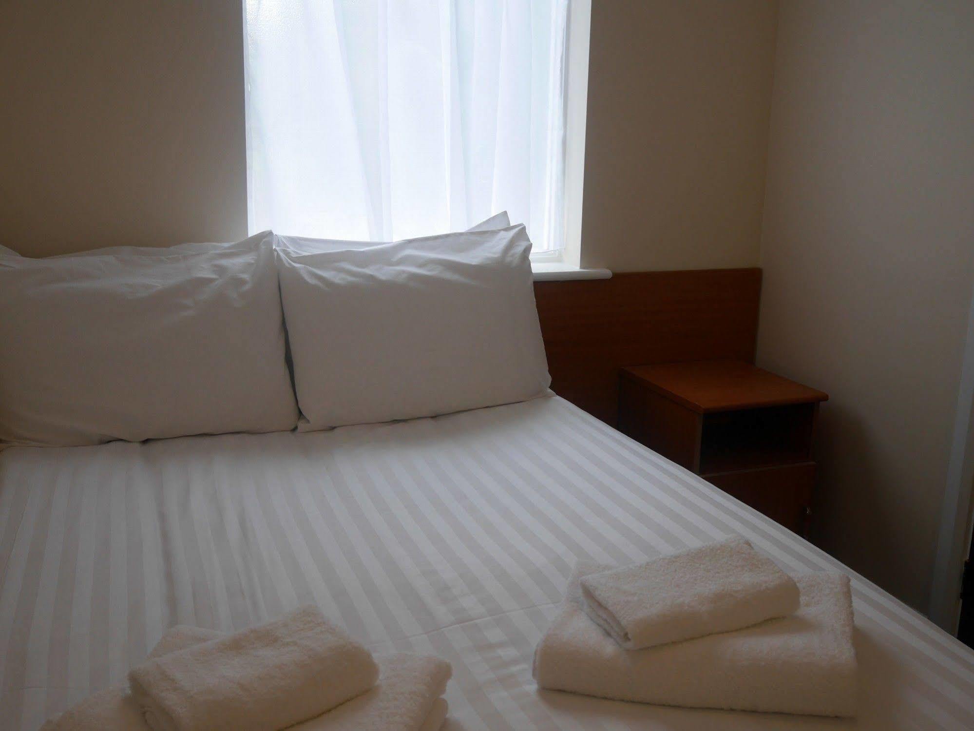 Sk Heathrow Hotel Hayes  Eksteriør bilde