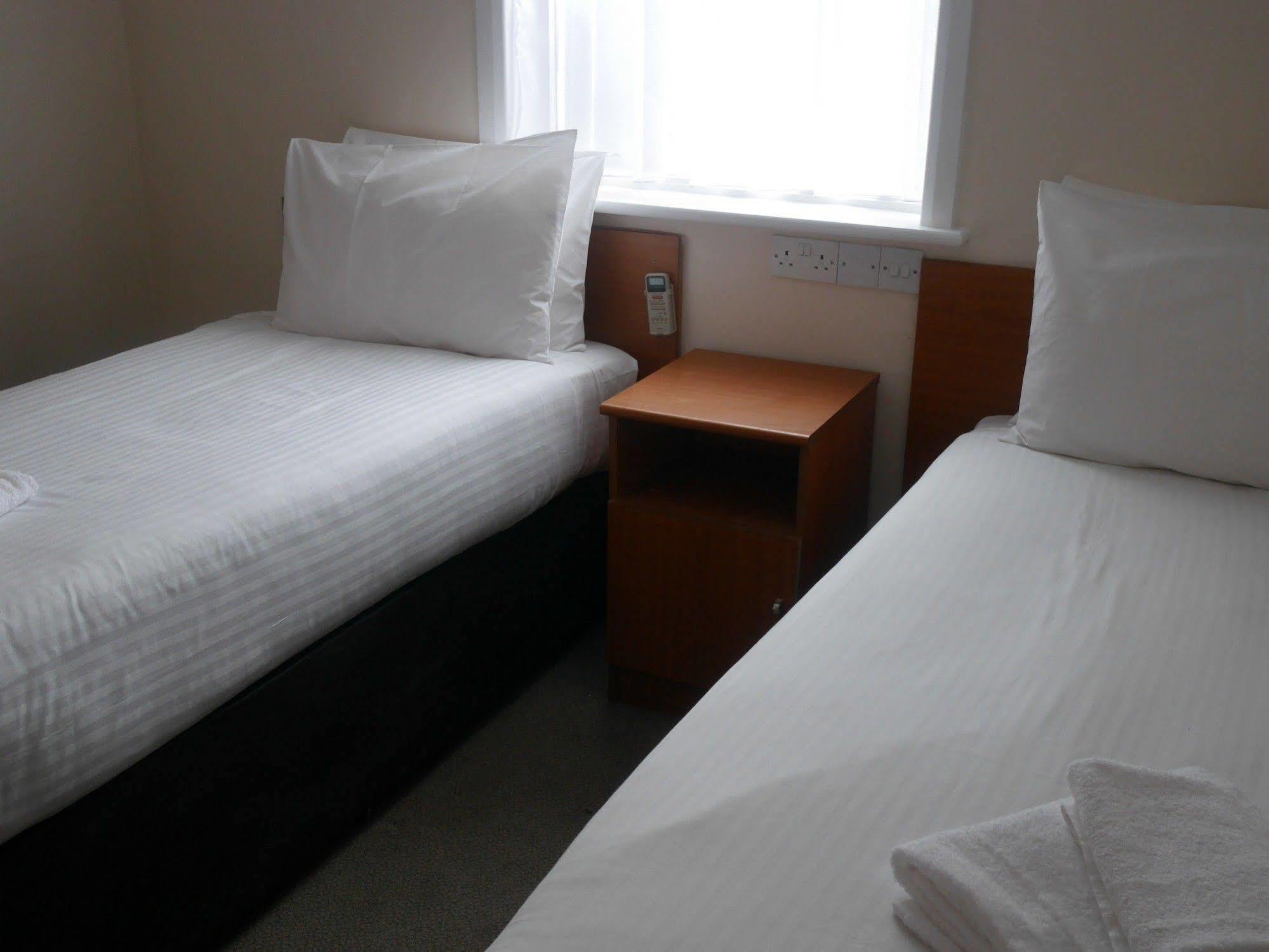 Sk Heathrow Hotel Hayes  Eksteriør bilde