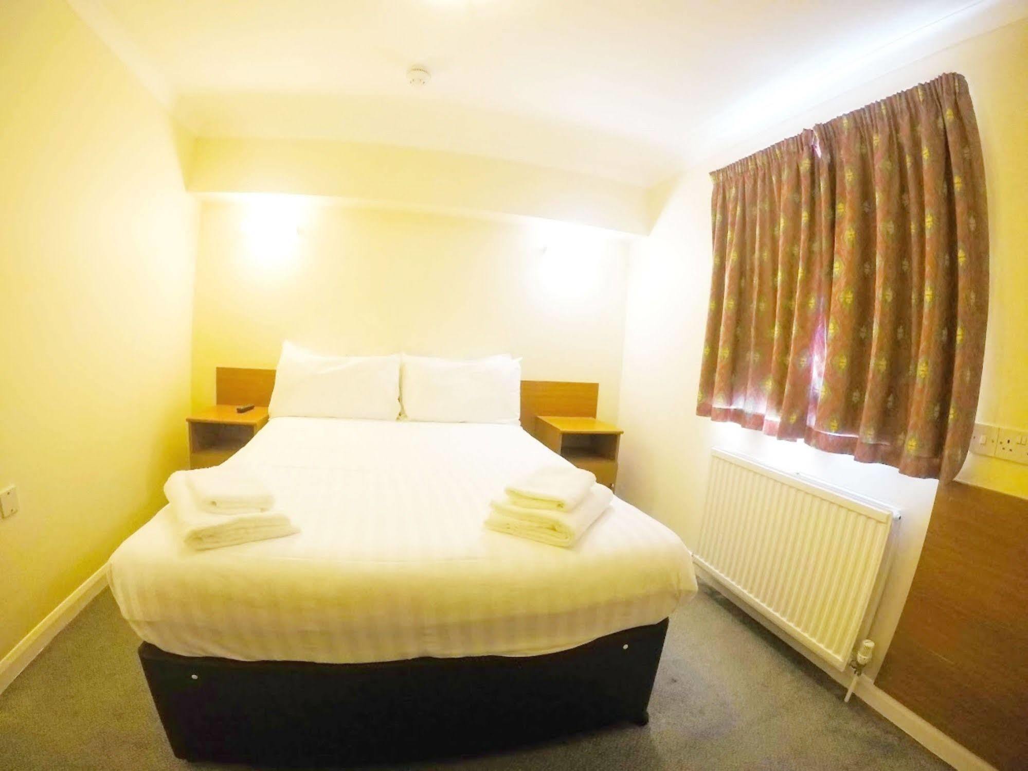 Sk Heathrow Hotel Hayes  Eksteriør bilde
