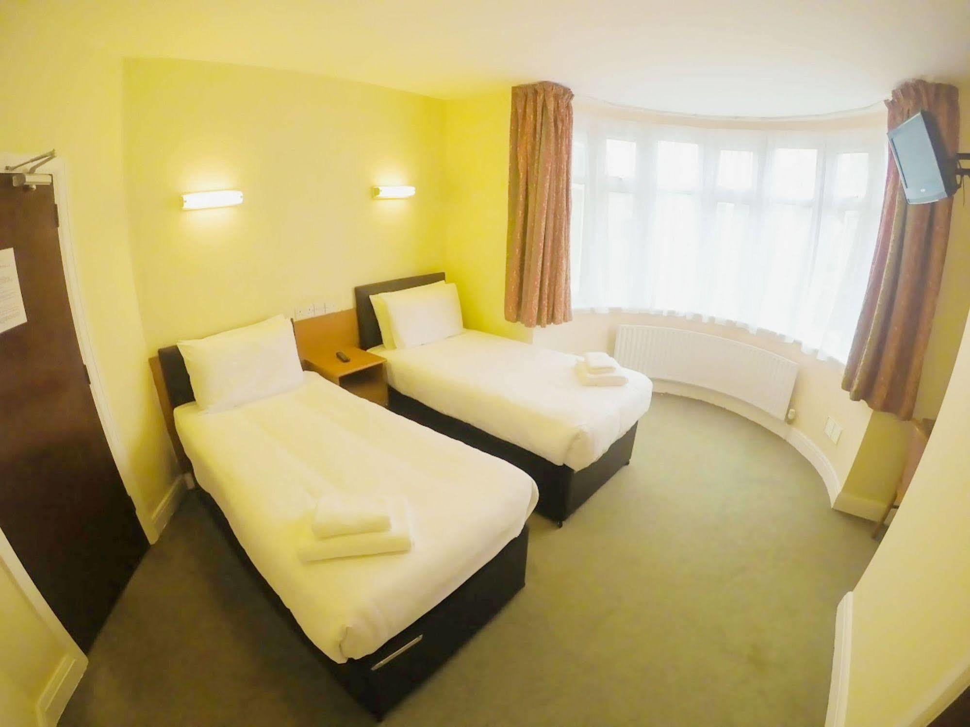 Sk Heathrow Hotel Hayes  Eksteriør bilde